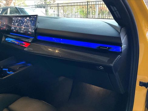 Used 2025 BMW M5 Touring image 18