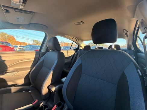Used 2023 Nissan Versa SV FWD image 24