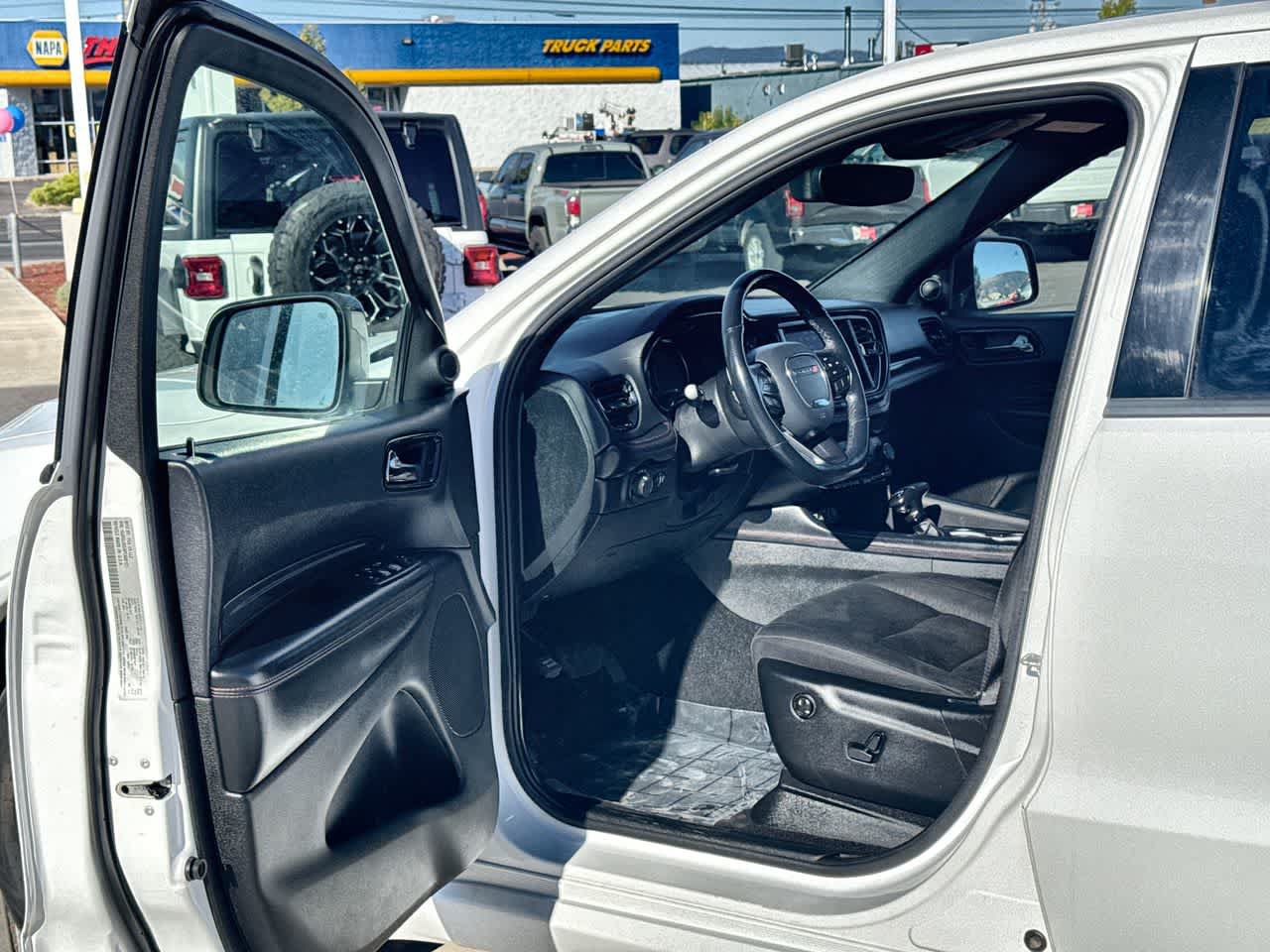 Used 2023 Dodge Durango GT AWD/4WD image 10