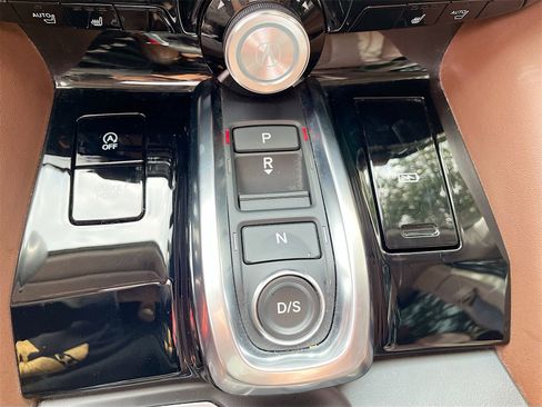 Used 2024 Acura MDX FWD w/ Technology Package image 17