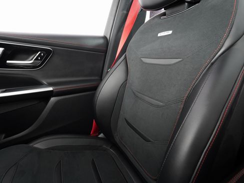 Used 2024 Mercedes-Benz GLC 43 AMG 4MATIC image 27