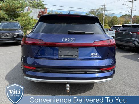 Used 2021 Audi e-tron Premium image 8