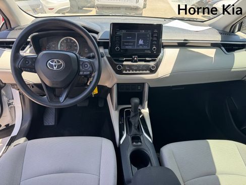 Used 2022 Toyota Corolla Cross L FWD image 14
