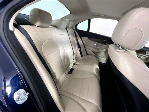 Used 2019 Mercedes-Benz C 300 4MATIC Sedan image 27