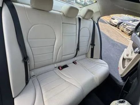 Used 2015 Mercedes-Benz C 300 4MATIC Sedan image 23
