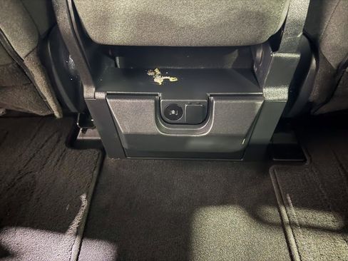 Used 2024 Ford F350 XLT image 26