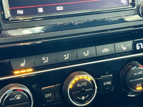 Used 2017 Volkswagen Jetta SEL image 20