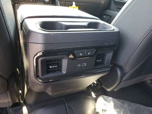 New 2026 GMC Sierra 1500 AT4 w/ AT4 Premium Package AWD/4WD image 16