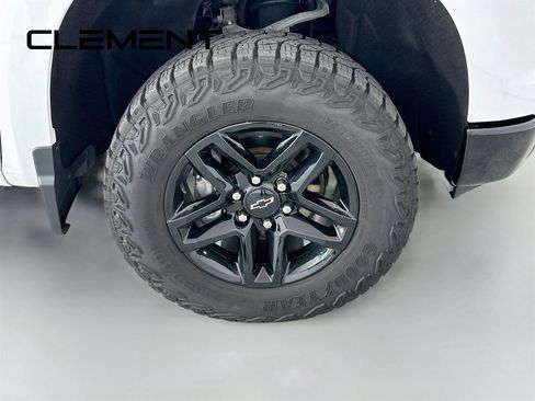 Used 2023 Chevrolet Silverado 1500 LT Trail Boss w/ Protection Package AWD/4WD image 35