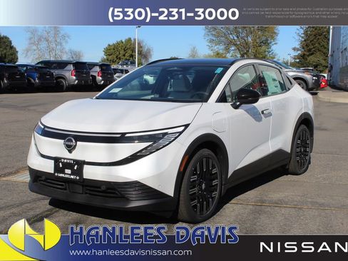 New 2026 Nissan Leaf Platinum+ w/ Cargo Package (Platinum+) image 3