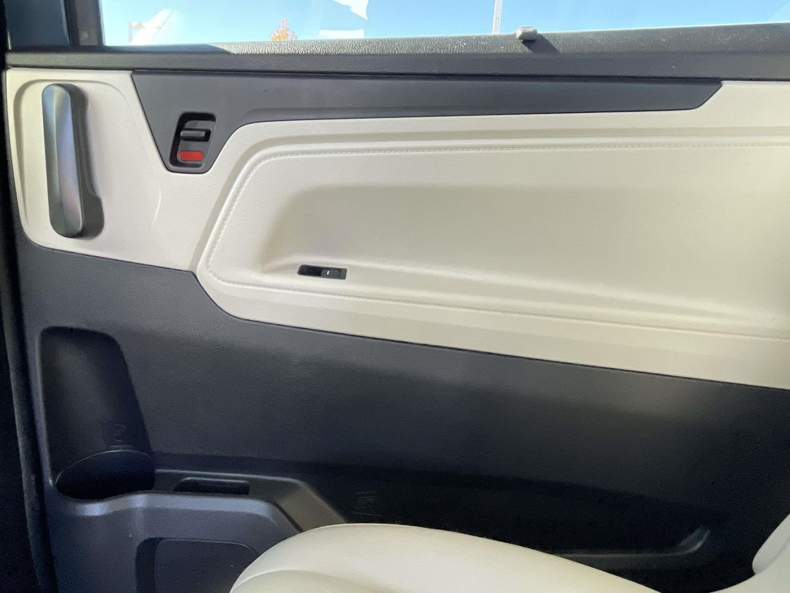 Used 2025 Honda Odyssey EX-L image 13