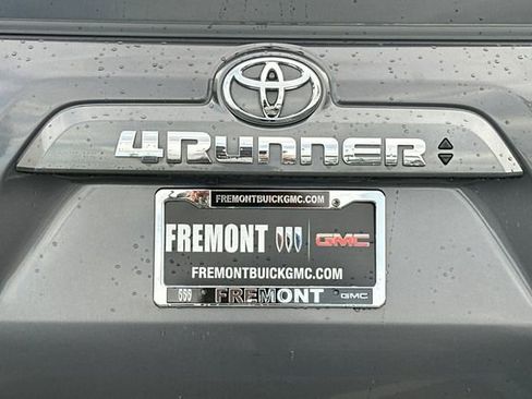 Used 2022 Toyota 4Runner SR5 Premium w/ Moonroof Package image 46