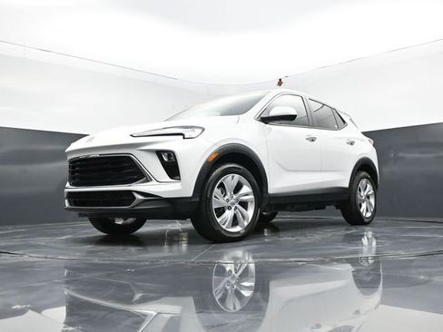 Used 2025 Buick Encore GX Preferred image 47