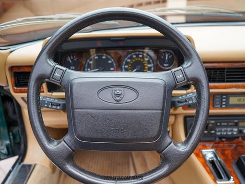 Used 1994 Jaguar XJS V12 Convertible image 39