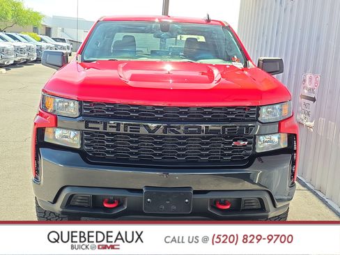 Used 2021 Chevrolet Silverado 1500 Custom Trail Boss w/ LPO, Dark Essentials Package AWD/4WD image 2