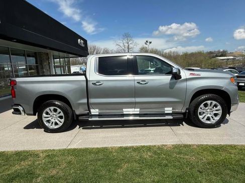 Certified 2025 Chevrolet Silverado 1500 LTZ image 18