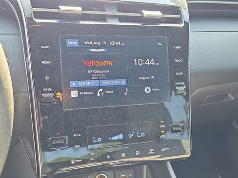Used 2024 Hyundai Santa Cruz SEL FWD image 12