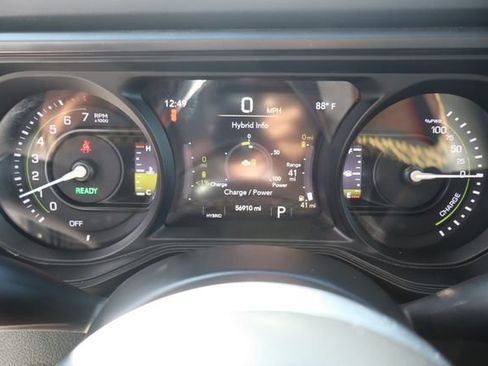 Used 2024 Jeep Wrangler Unlimited Sahara AWD/4WD image 41