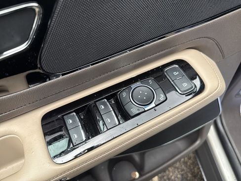 Used 2023 Lincoln Aviator Reserve w/ Elements Package Plus image 11