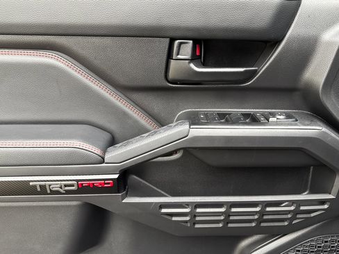 Used 2025 Toyota Tacoma TRD Pro image 11