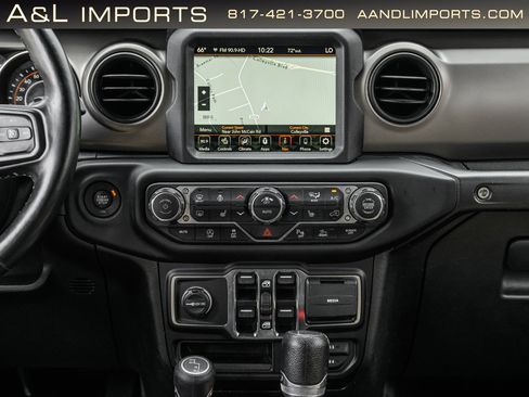 Used 2021 Jeep Wrangler Unlimited Sport image 16