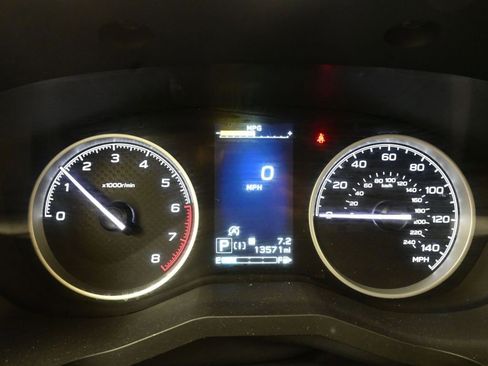 Used 2024 Subaru Forester Limited image 30