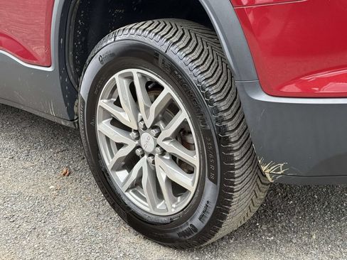Used 2019 GMC Acadia SLE AWD/4WD image 12
