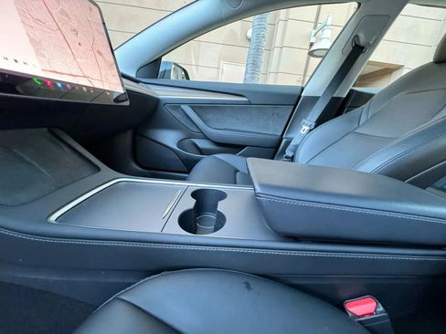 Used 2023 Tesla Model 3 Standard Range image 39