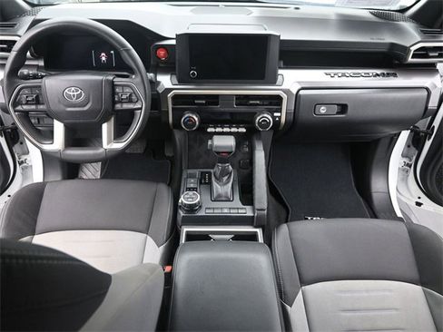 Used 2025 Toyota Tacoma TRD Sport image 23