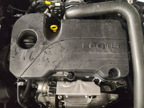 Used 2023 Chevrolet Equinox LT FWD image 30