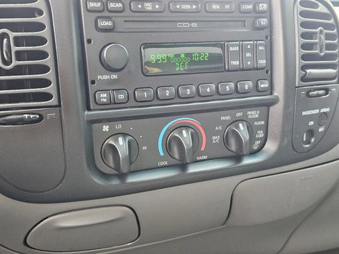 Used 2004 Ford F150 Lightning RWD image 23