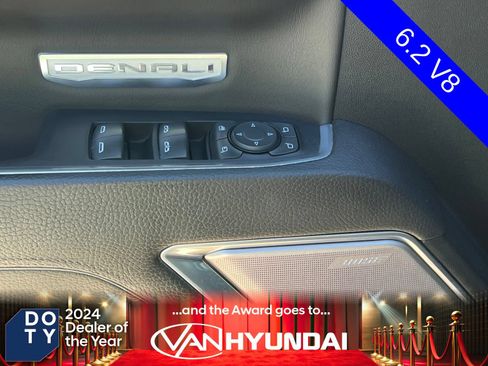 Used 2022 GMC Sierra 1500 Denali AWD/4WD image 24
