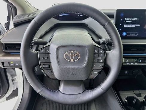 Used 2024 Toyota Prius XLE AWD/4WD image 13