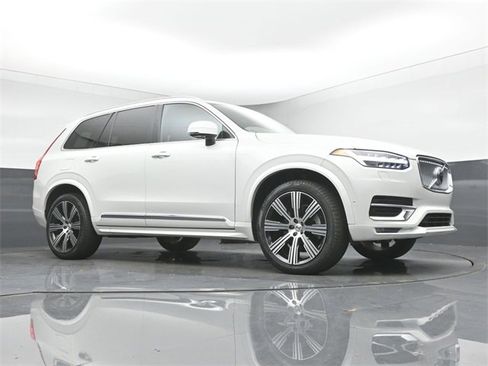 Used 2024 Volvo XC90 B6 Plus w/ Protection Package Premier image 37