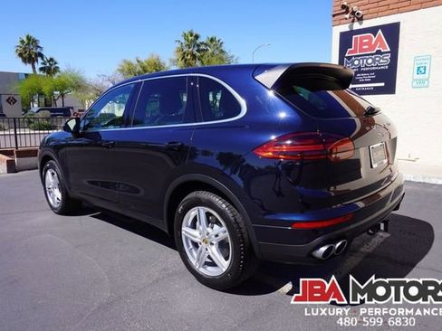 Used 2017 Porsche Cayenne S image 4