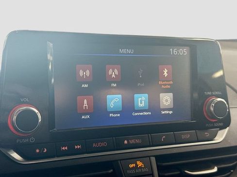 Used 2021 Nissan Altima 2.5 S FWD image 15