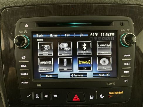 Used 2016 Chevrolet Traverse LTZ AWD/4WD image 34
