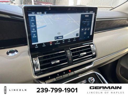 Used 2023 Lincoln Navigator Reserve RWD image 15