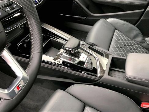 Certified 2022 Audi S4 Premium Plus w/ Premium Plus Package image 17