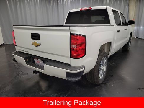 Used 2018 Chevrolet Silverado 1500 Custom w/ Custom Value Package image 9