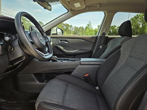 Used 2023 Nissan Rogue SV AWD/4WD image 11