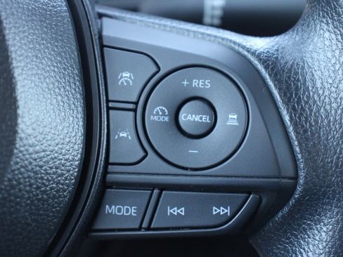Used 2025 Toyota Corolla Cross AWD Hybrid image 24