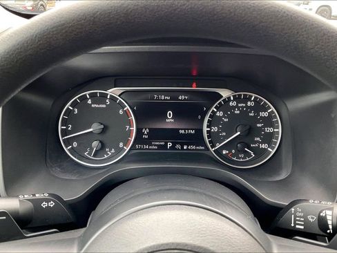 Used 2024 Nissan Rogue S FWD image 19