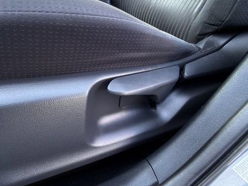 Used 2022 Toyota Prius Prime LE FWD image 24