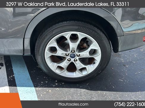 Used 2016 Ford Escape Titanium w/ Equipment Group 301A image 17