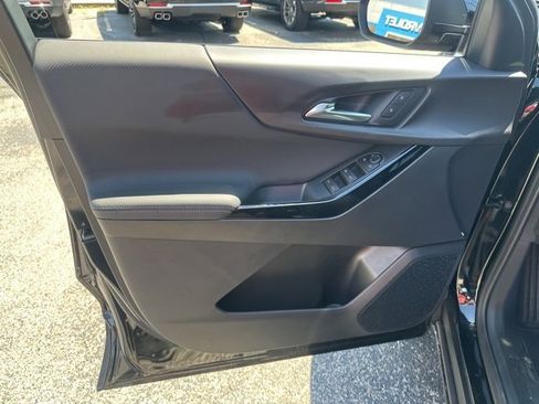 New 2026 Chevrolet Equinox LT image 11