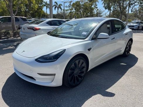 Used 2023 Tesla Model 3 Performance image 2
