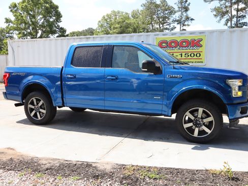 Used 2017 Ford F150 XLT w/ Equipment Group 302A Luxury AWD/4WD image 4