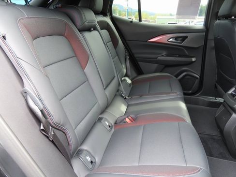 Certified 2024 Chevrolet Equinox EV RS image 34