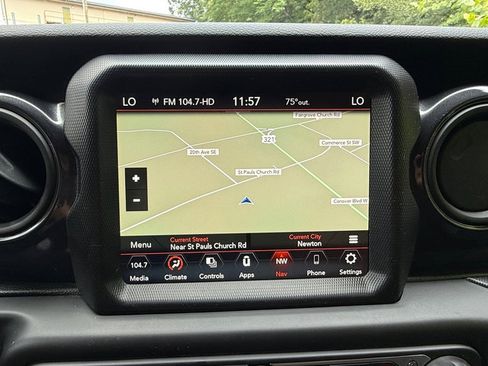 Used 2023 Jeep Wrangler Unlimited Sport AWD/4WD image 22